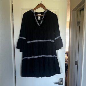 Tommy Bahama Black Tunic with White Trim